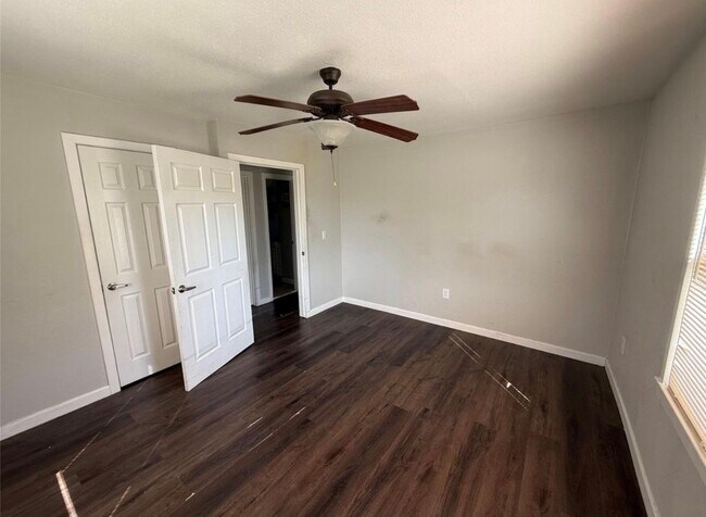 Foto del edificio - 8125 Shotwell St