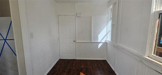 Foto del edificio - 709 Ora St