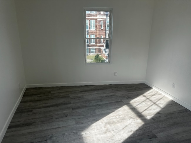 Foto del edificio - 2131 Williams Ave