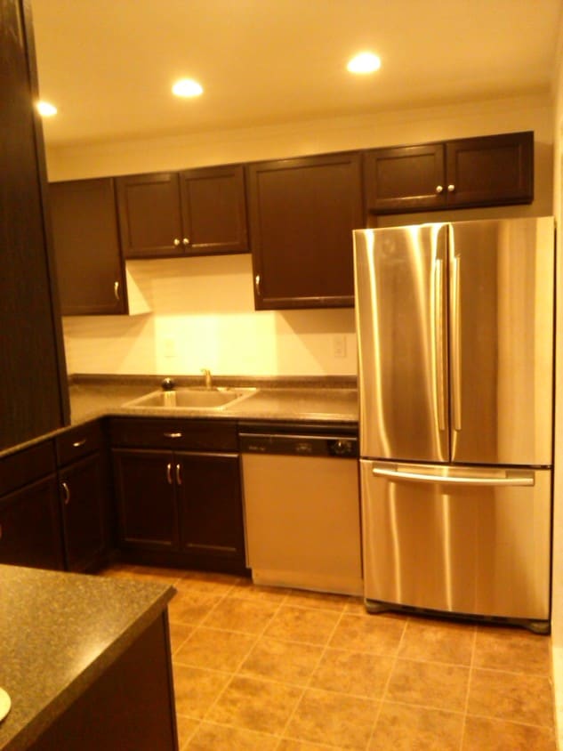 Kitchen area - 1555 14th Ave