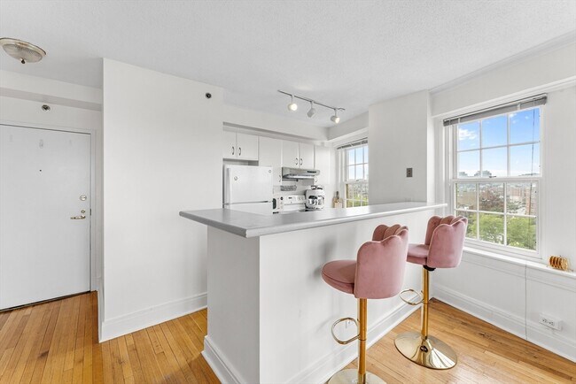 Foto del edificio - 534 Beacon St