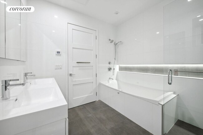 Building Photo - 309 Ocean Pkwy