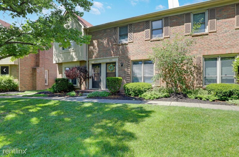 1755 Connors Point Dr, Columbus, OH 43220 Townhome Rentals in