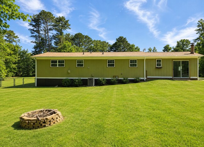 Building Photo - 48 Deerhunter Ln