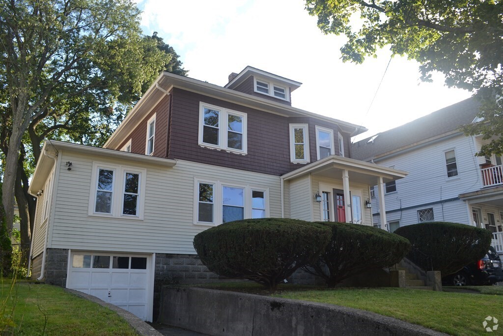 1 Wheatland St, Burlington, MA 01803 3 Bedroom House for $4,100