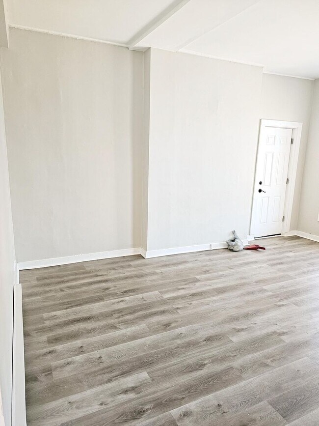 Foto del edificio - Central Ave