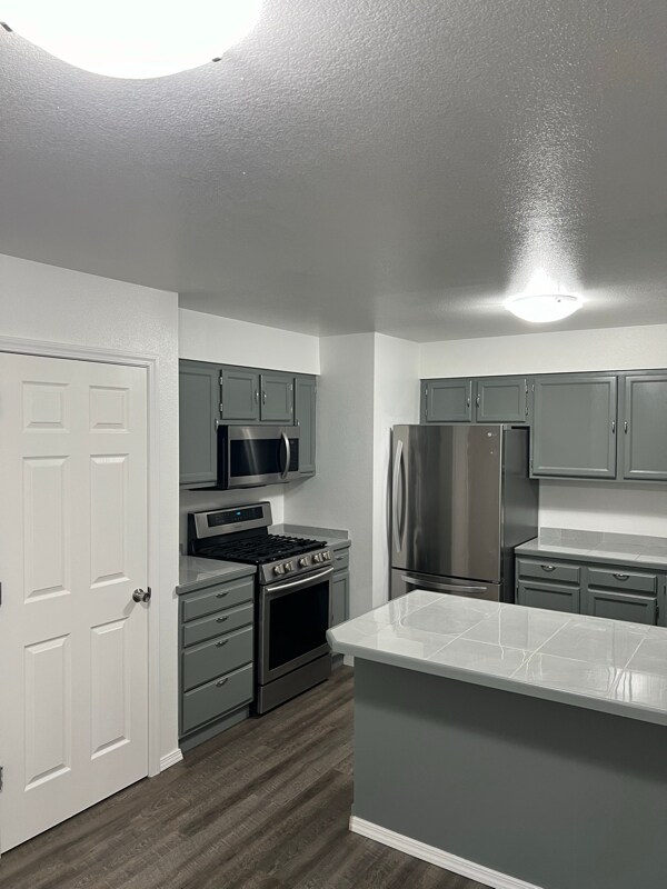 Foto del edificio - 5865 E Bogard Rd