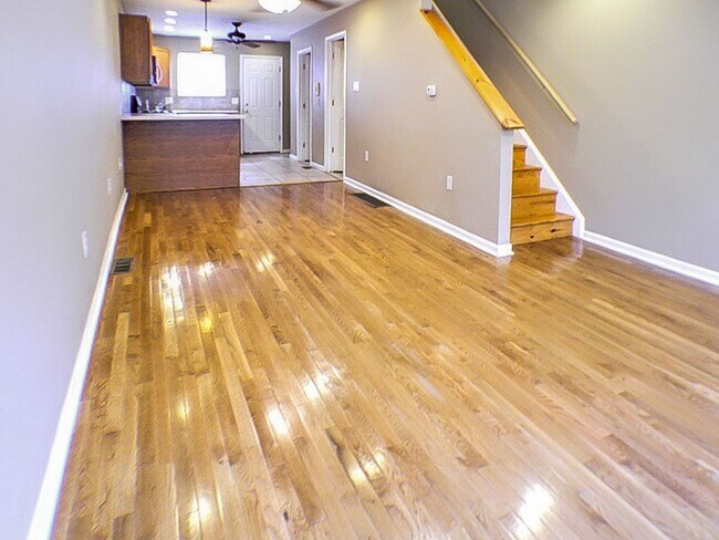 Foto del edificio - Two Bed Point Breeze Townhouse