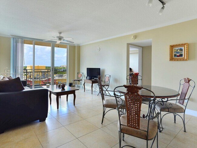 Foto del edificio - 2665 SW 37th Ave