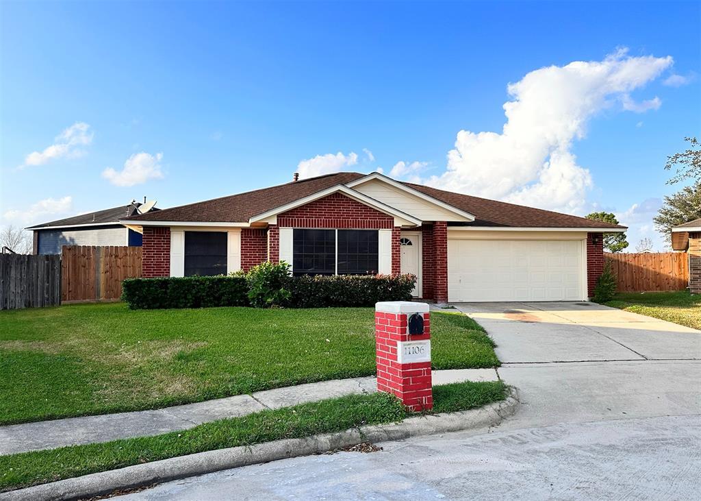 Primary Photo - 11106 Cayman Mist Dr