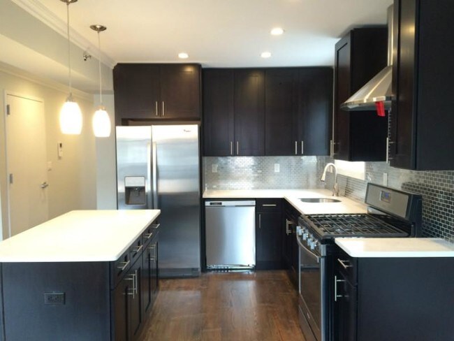 Foto del edificio - 2561 46th St
