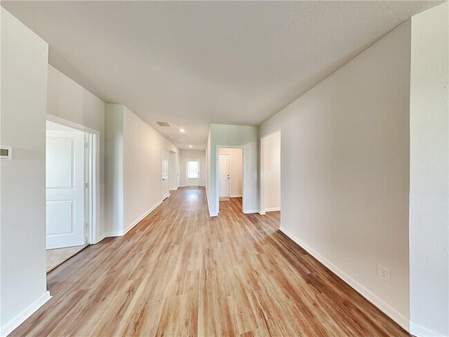 Foto del edificio - 1247 Fendt Dr