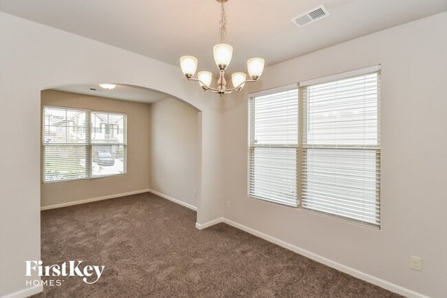 Foto del edificio - 4682 Brookwood Pl