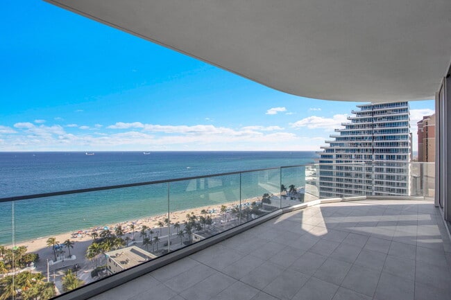 Foto del edificio - 153 N Seabreeze Blvd