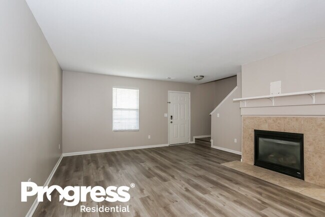 Building Photo - 5918 Westbank Dr