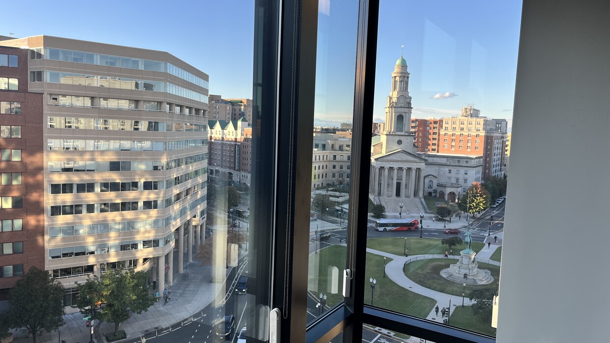 Photo - 1133 14th St NW (Washington, DC)