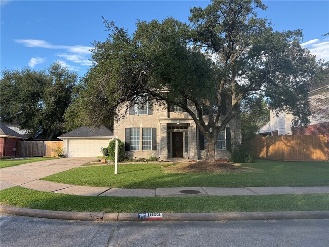 Building Photo - 1809 Oakland Cir