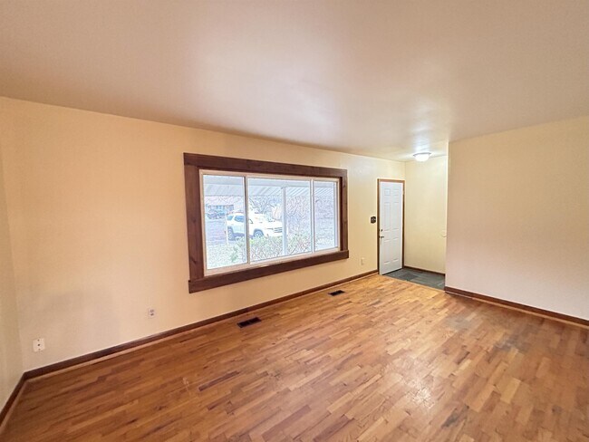 Foto del edificio - 3820 Jerree St