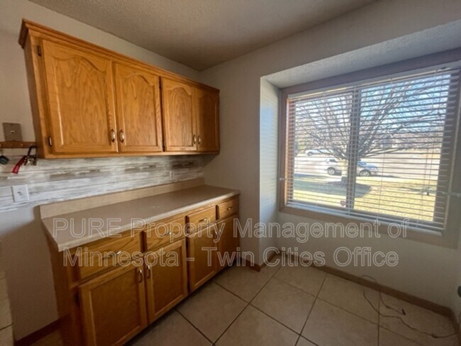 Foto del edificio - 1840 Catalina Dr