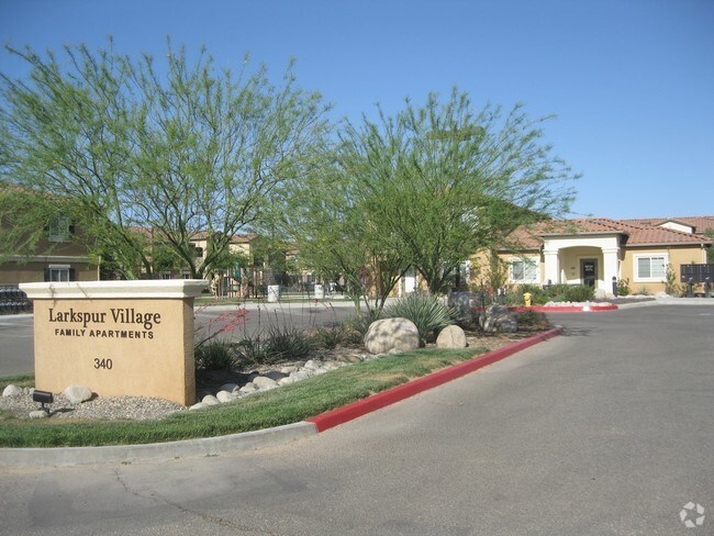 Larkspur Village