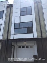 Building Photo - 760 Angle Dr