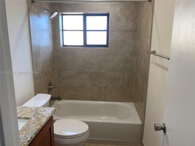 Foto del edificio - 13711 SW 84th St