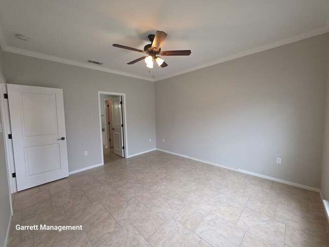 Building Photo - 3/2 Rock Home in West Lampasas