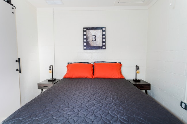 Photo - 958 Smith St SW Apartment