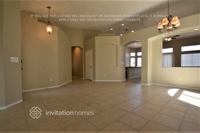 Building Photo - 5904 Buena Tierra St