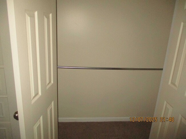 Building Photo - Westwood Dr., 1206 A