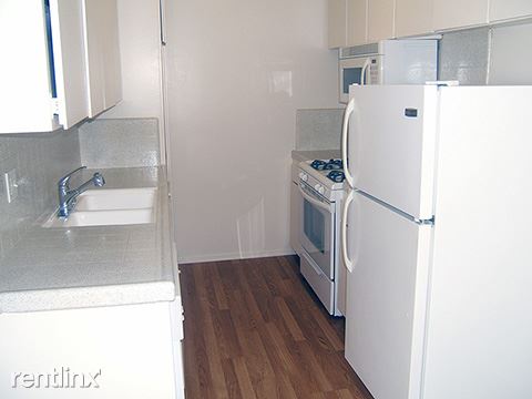 Foto del edificio - 10138 Palms Blvd