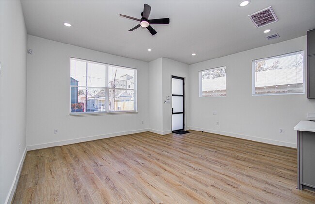 Foto del edificio - 1508 McKee St