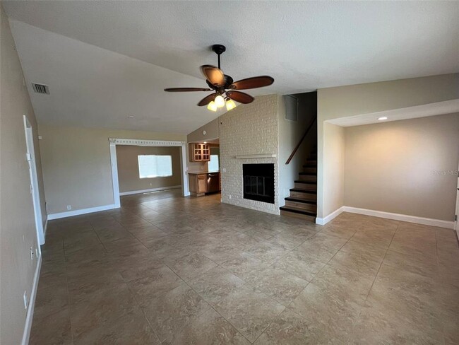 Foto del edificio - 671 Spring Lake Blvd NW