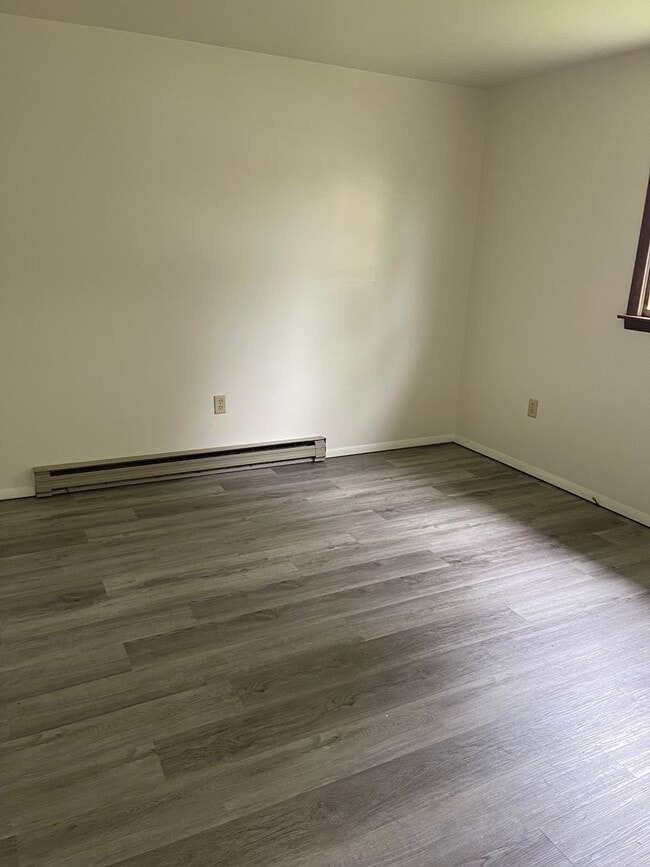 Foto del edificio - Pleasant Gap house available August!