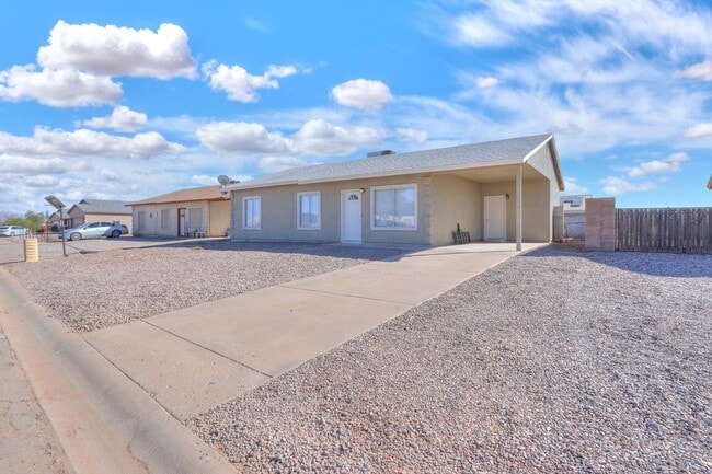 Building Photo - 9399 W Tinajas Dr