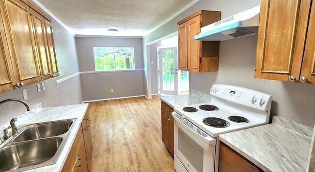 Foto del edificio - 5309 Preston Trail