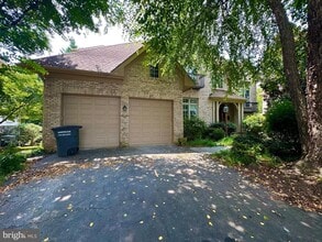 Building Photo - 1460 Carrington Ridge Ln