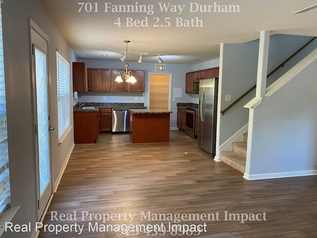 Building Photo - Room in Single Family Home on Fanning Way