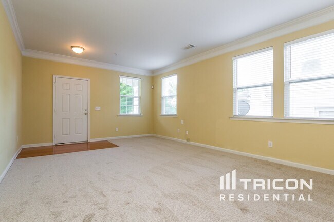 Foto del edificio - 534 Briarfield Xing NW