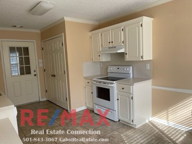 Foto del edificio - Sorry No Smoking and Pets Permitted with R...