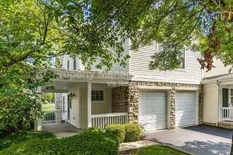 Building Photo - 484 Serenity Dr