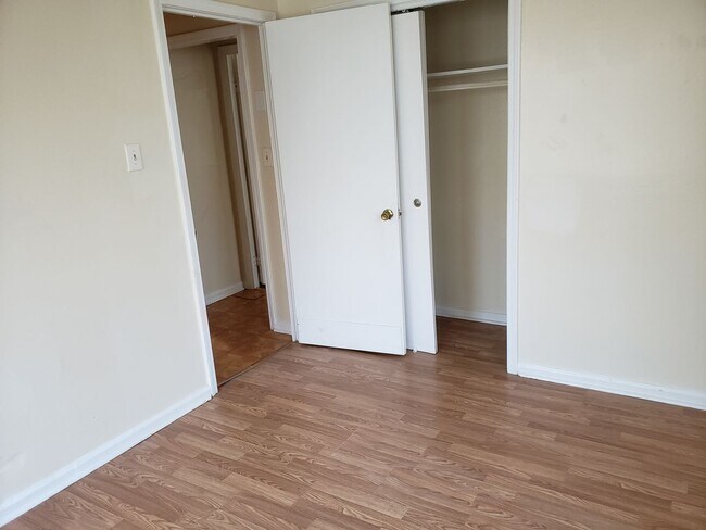 Foto del edificio - 2 bedroom