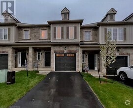 Building Photo - 42 Dayman Dr