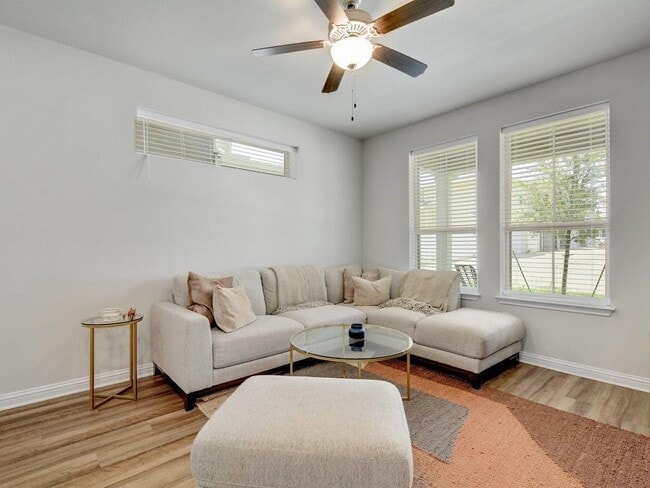 Building Photo - 7913 Mellencamp Dr