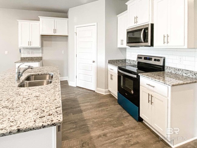 Building Photo - 23317 Lieutenant Ave