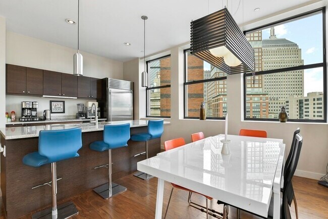 Building Photo - 285 Columbus Ave