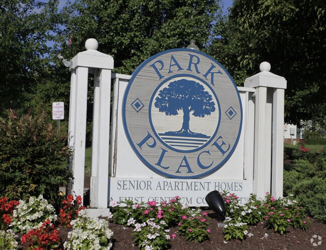 Building Photo - Park Place Senior
