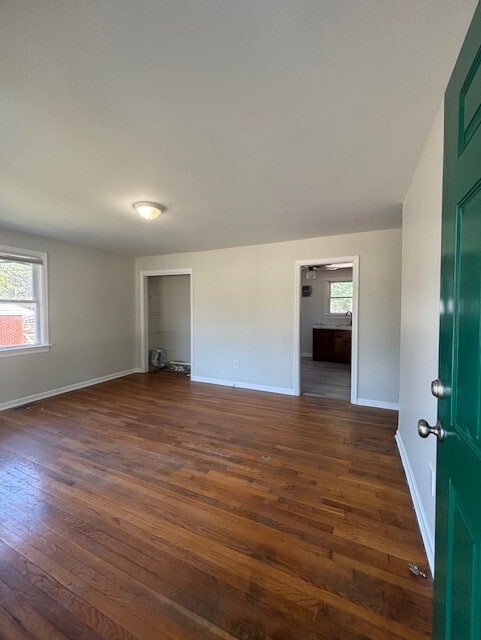 Foto del edificio - 9721 Drexel Ln