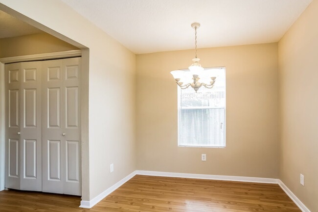 Building Photo - 1125 Willersley Ln