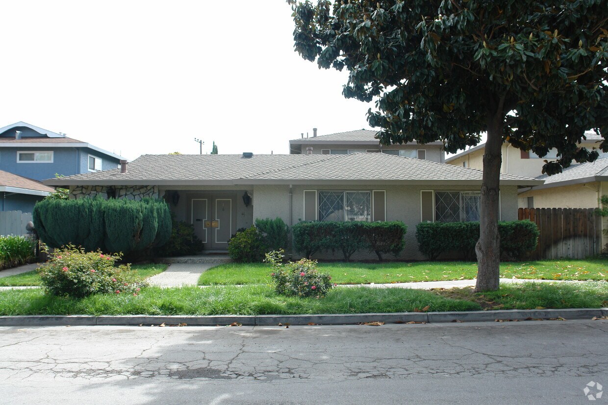 Foto del edificio - 260 Richfield Dr